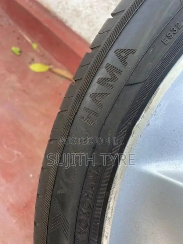 Toyota Prius 17 Inch Alloy Wheels with Tyres