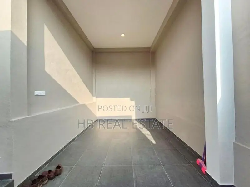 Jayaliyagama Modern Designed Architect House for Sale
