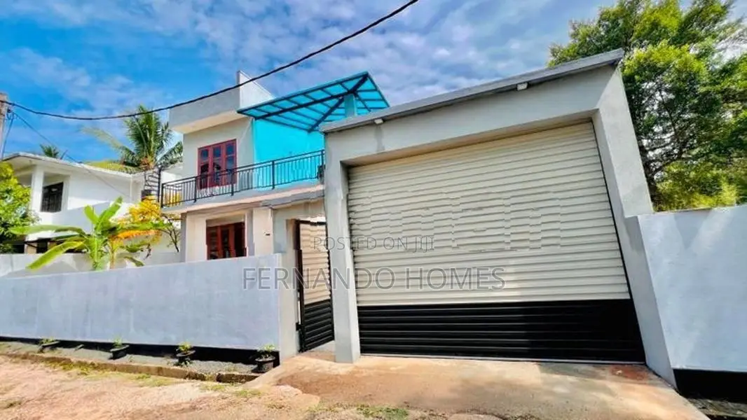 An Upstairs Home Newly Built For Sale in Negombo Miriswatta Area