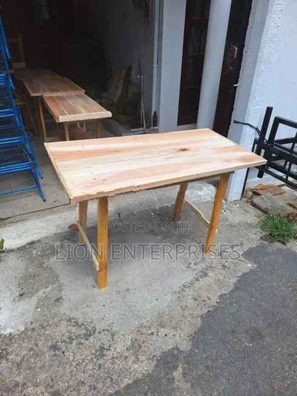 4×2 Alvisia Wooden Tables