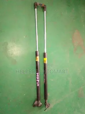 Toyota Aqua NHP10 Dicky Shock