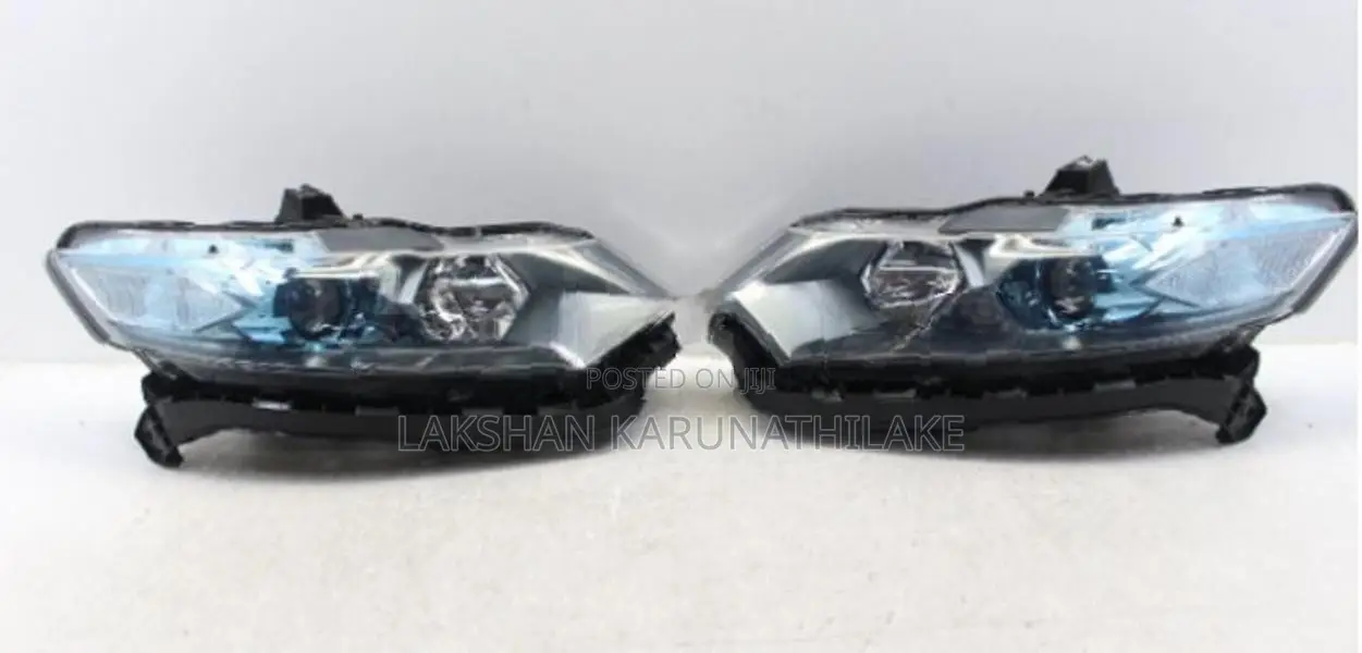 Honda Insight ZE2 Head light