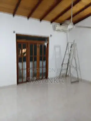 Kohuwala Dutugemunu Street Luxury House For Rent