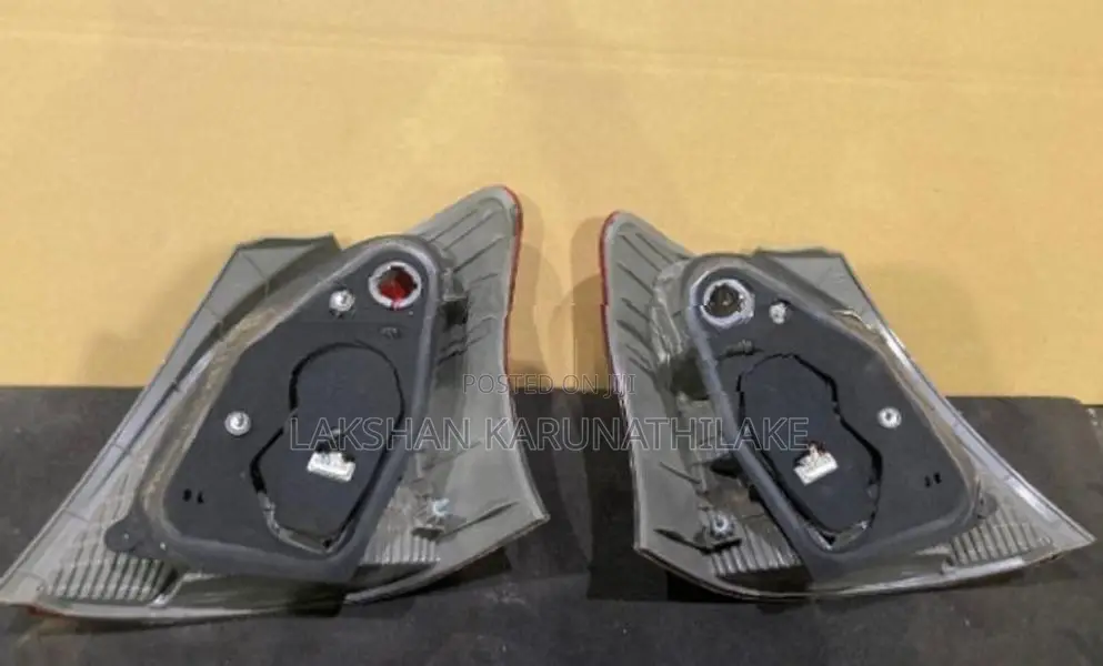 Vitz KSP90 Tail Light
