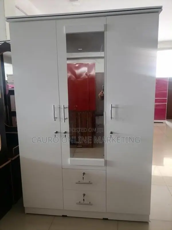 New Melamine 3 Door White Colour Cupboard 6*4 Ft Wardrobe