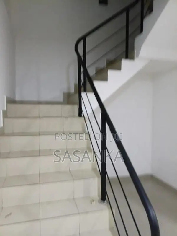 Kohuwala Dutugemunu Street Luxury House For Rent