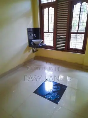 මීරිගම – වලව්වත්තේ වටිනා දෙමහල් නිවසක්