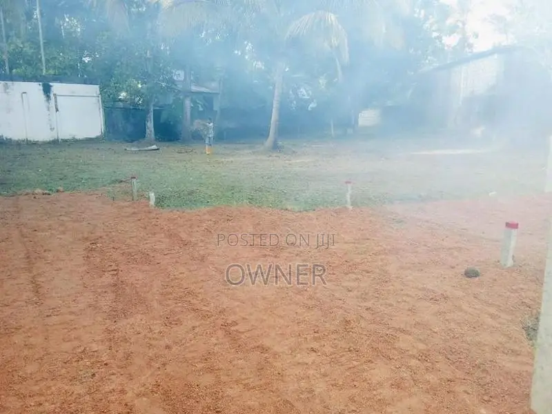 වැව රවුම අසල අගනා ඉඩමක් - Lake round land Kurunegala