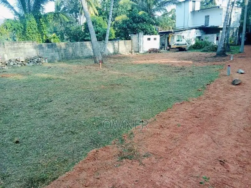 වැව රවුම අසල අගනා ඉඩමක් - Lake round land Kurunegala