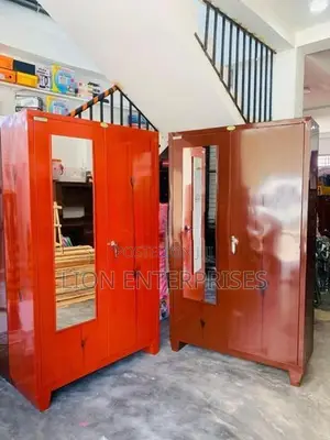 6×3.5 Ft Steel Cupboards