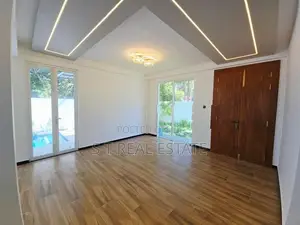 Modern Designed Luxury Three Story House For Sale In Piliyandala Town
