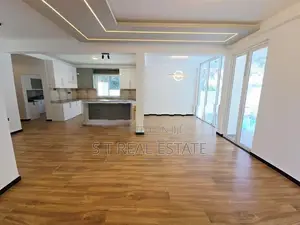 Modern Designed Luxury Three Story House For Sale In Piliyandala Town