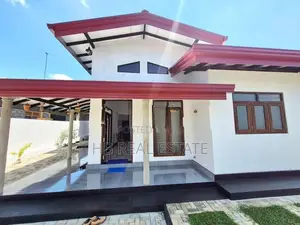Almost Brand New Single Story House for Sale Gonapola
