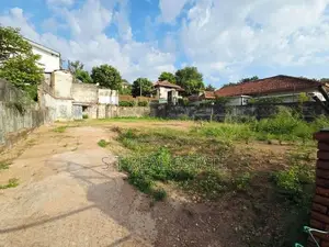 19.70P Residential Land for Sale in Colombo 05