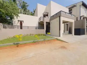 මාලබේ නගරයෙන් නිවසක් විකිණීමට ඇත.