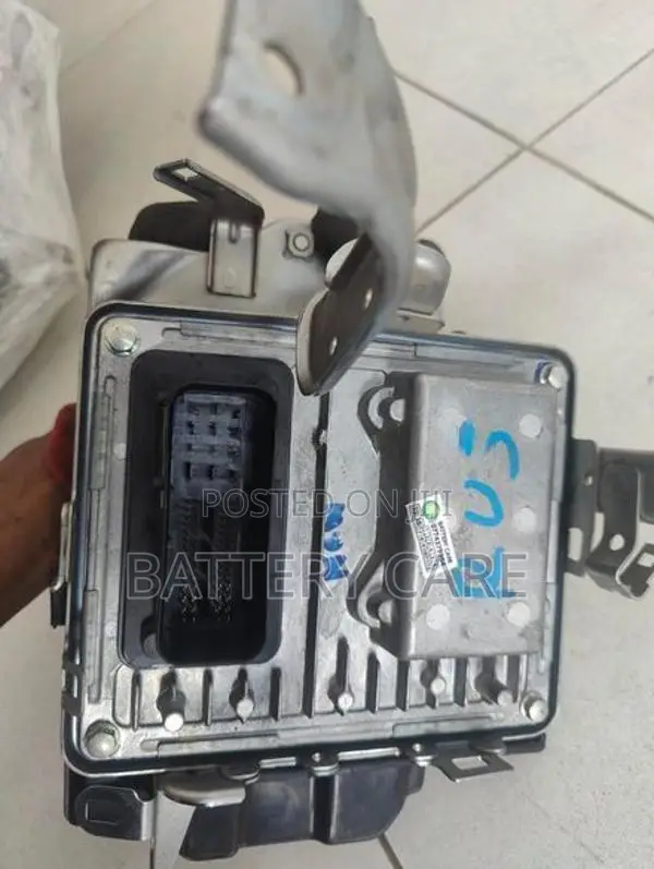 ENGINE ECU COMPLETELY VEZAL