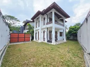 Architecture Designed Super Luxury Three Story House - Kalalgoda
