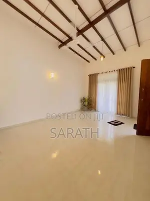 මාලබේ නගරයෙන් වටිනා අලුත්ම නිවසක් විකිණීමට