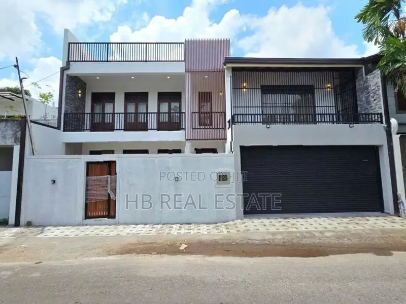 Thalawathugoda,Architecture Designed Super Luxury Three Story House
