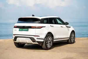 Land Rover Range Evoque P300 Dynamic SE 2023