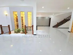 Thalawathugoda,Architecture Designed Super Luxury Three Story House