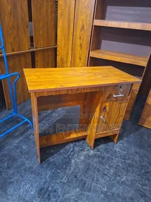 Melamine Office Tables 3×1.5 Ft