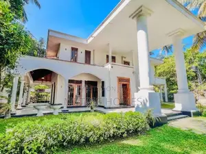 Face to Negombo Minuwangoda Road 45 Perch with Big House for Sale