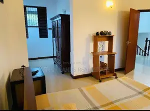 3BED HOUSE FOR RENT IN PILIYANDALA WITH FURNITURE SP1138)