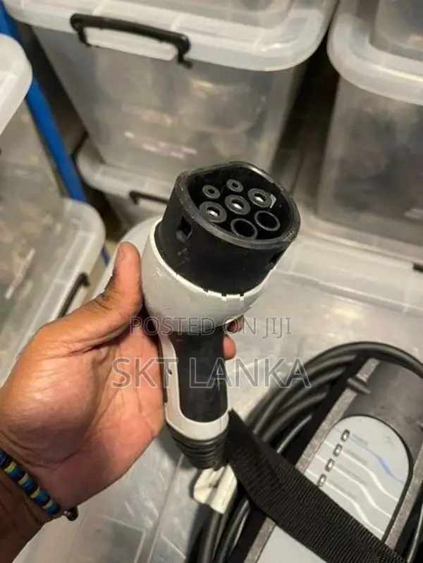 Genuine BMW 330e 530e 740e X5 HYBRID Battery charger cable