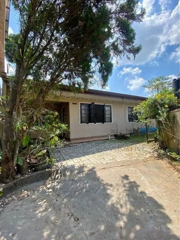 Single Story House in Arawwala - Off Piliyandala Maharagama Rd
