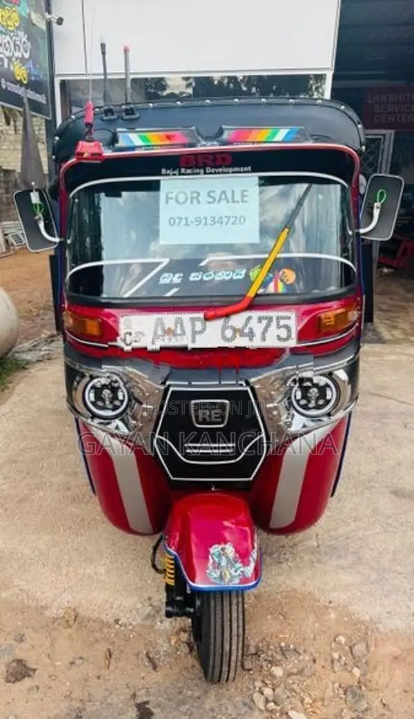 Bajaj RE 2014