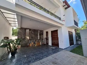 Malabe Luxury House for Sale