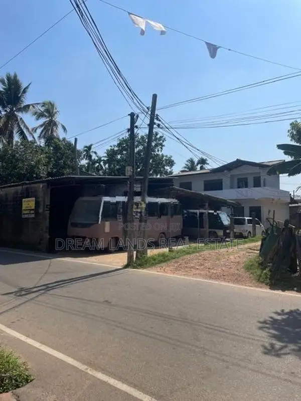 3BED HOUSE FOR SALE IN WELLAMPITIYA (SP1140)