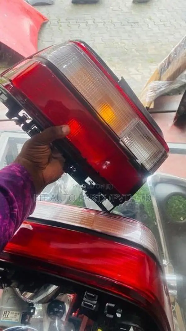 AE100 Tail Lamps