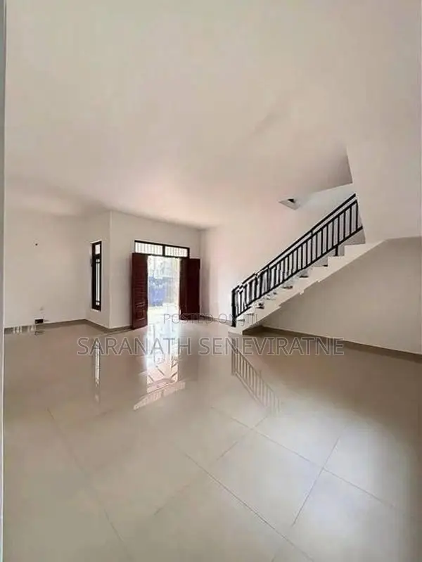 2 Story House For Sale in Hapugoda Kandana
