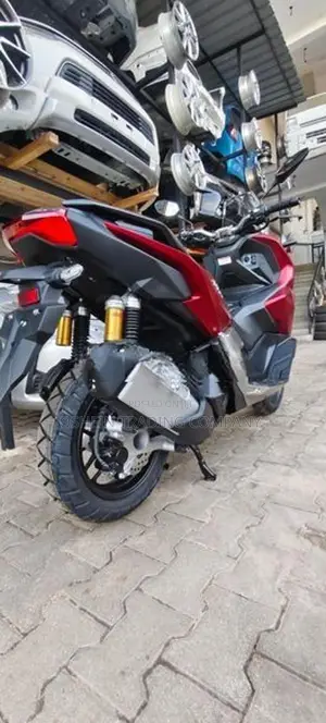 Honda ADV 160 2023
