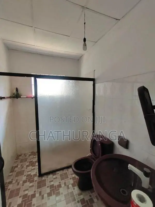 House with Land for Sale Kadawatha