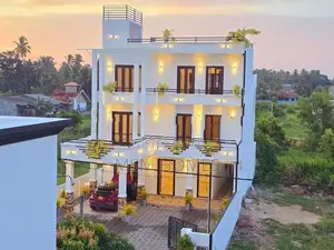 Apartment Brand New 3 Storey House for Sale in Negombo
