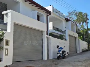 Malabe Luxury House for Sale