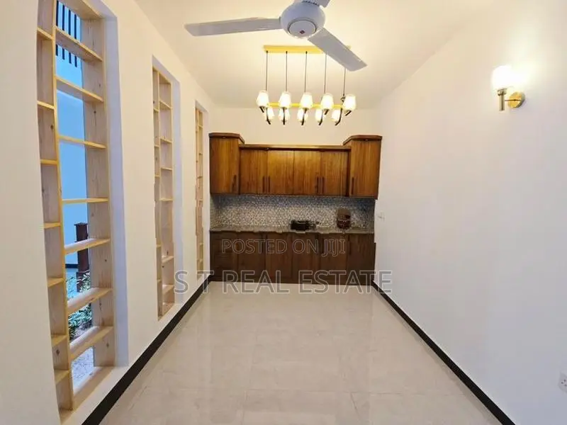 Modern Designed Luxury Two Story House For Sale In Thalawathugoda