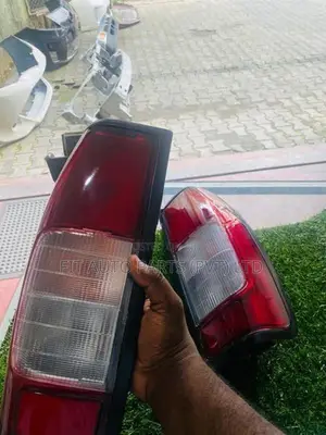 D22 Tail Lamps