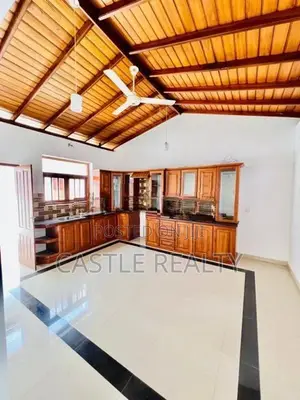 Unfurnished house for rent in Nawala