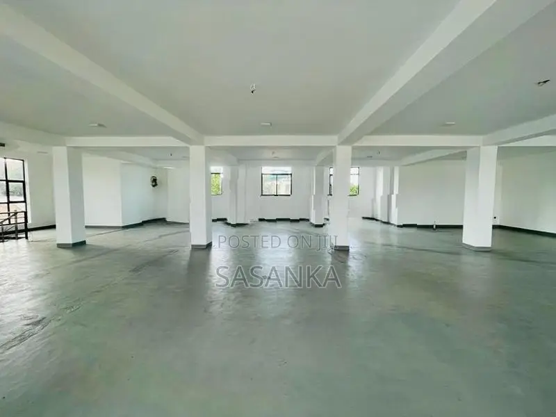 Piliyandala Moratuwa Main Road Facing 9000sqft Building For Rent