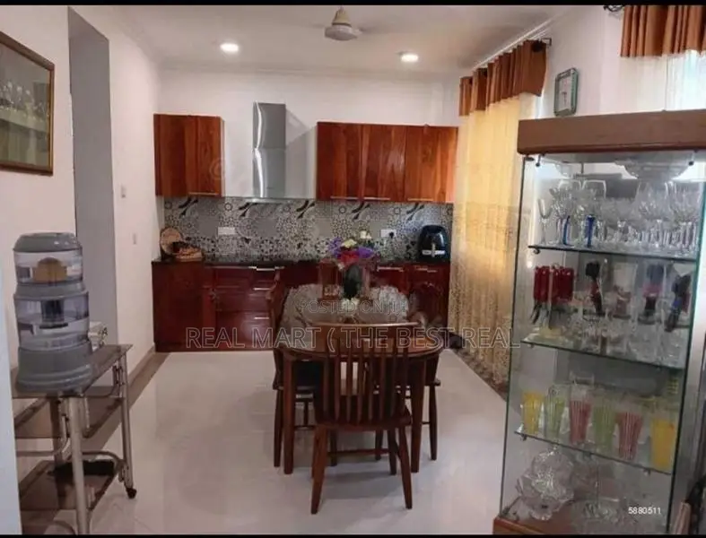 Pannipitiya : 5BR (10.2 perches) House for Sale