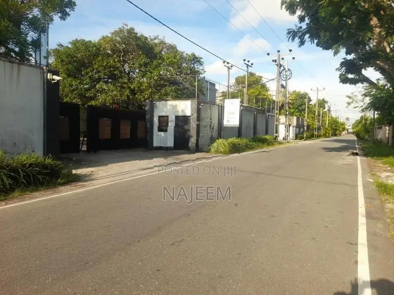 Warehouse for Sale Mount Lavinia temples Rd