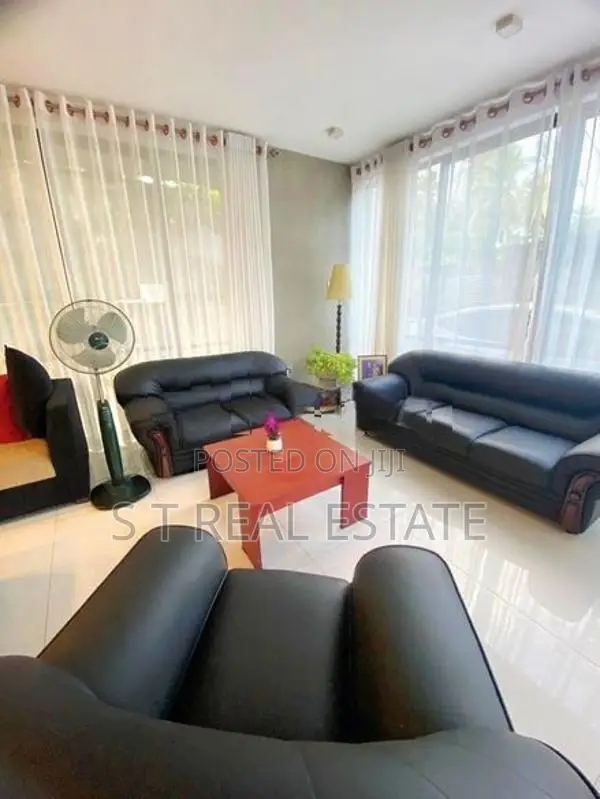 Almost Brand New Luxury 3 Story House For Sale In Athurugiriya