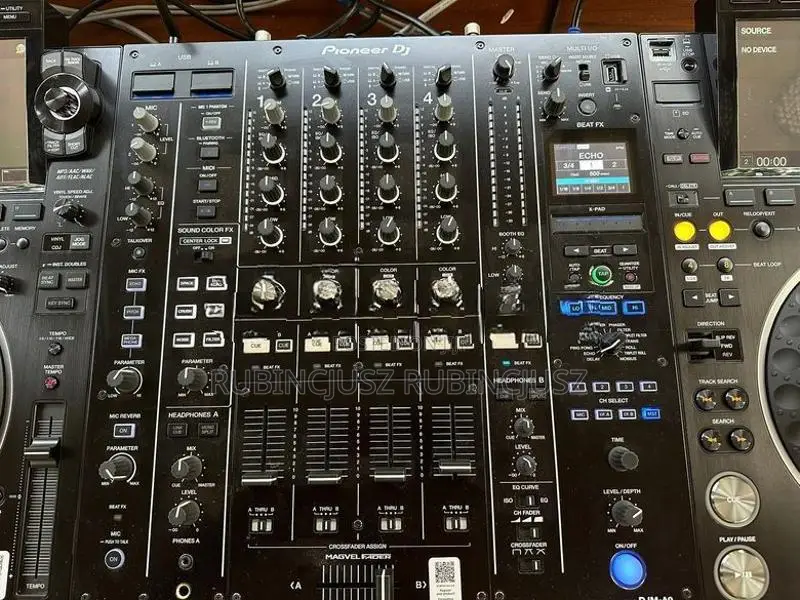Pioneer DJ A9 + 2x CDJ3000