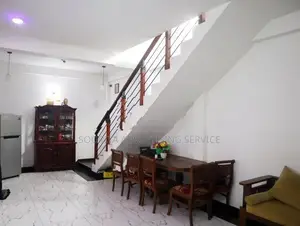 Rathmalana House with Annex for Sale