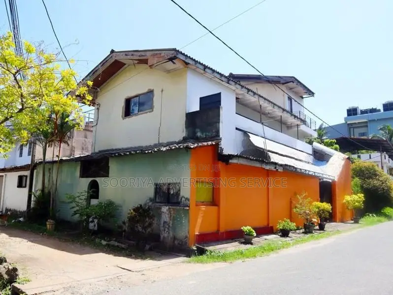Rathmalana Commercial Property for Sale