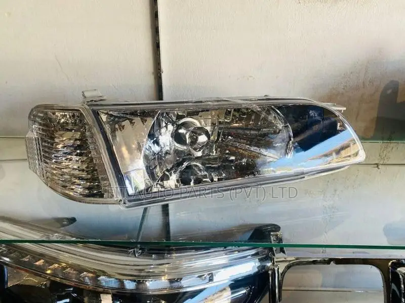 110 Sprinter Head Lamps Set
